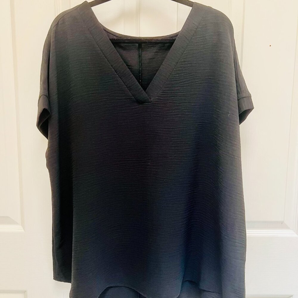 V-Neck Blouse Black  size 2X